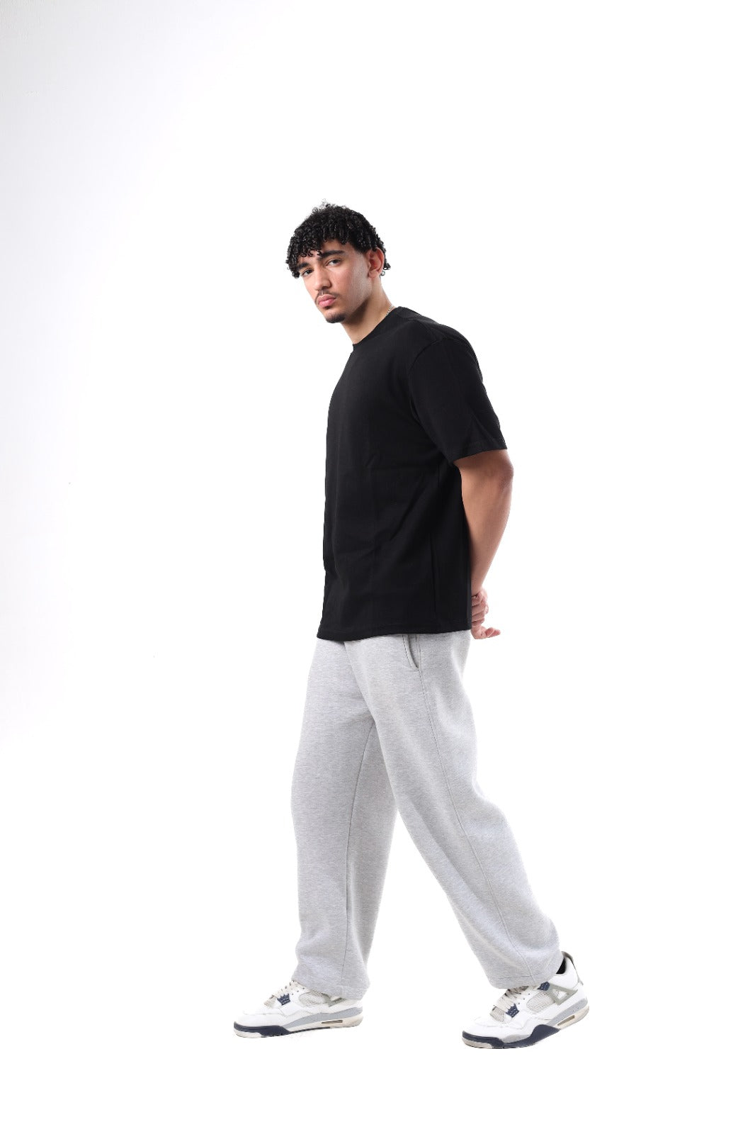 RELAXED Fit T-SHIRT BLACK
